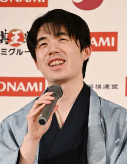 「苦しいシリーズ」＝逆転防衛の藤井六冠―将棋・棋王戦