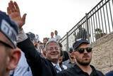 「仏、イスラエル治安相を入国禁止に 活動家嘲笑する動画受け」の画像1