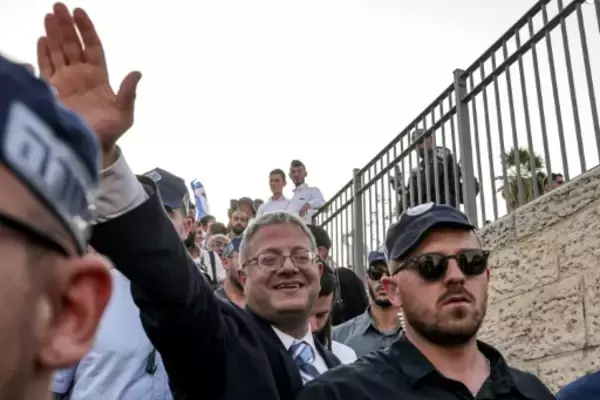 仏、イスラエル治安相を入国禁止に 活動家嘲笑する動画受け