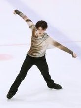 男子は中田が連覇　フィギュア