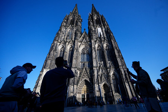 ケルン大聖堂、７月から拝観２２００円
