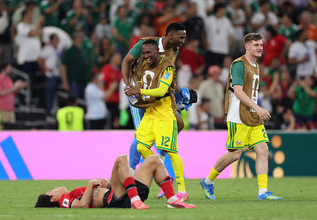 喜ぶマセコら　Ｗ杯サッカー