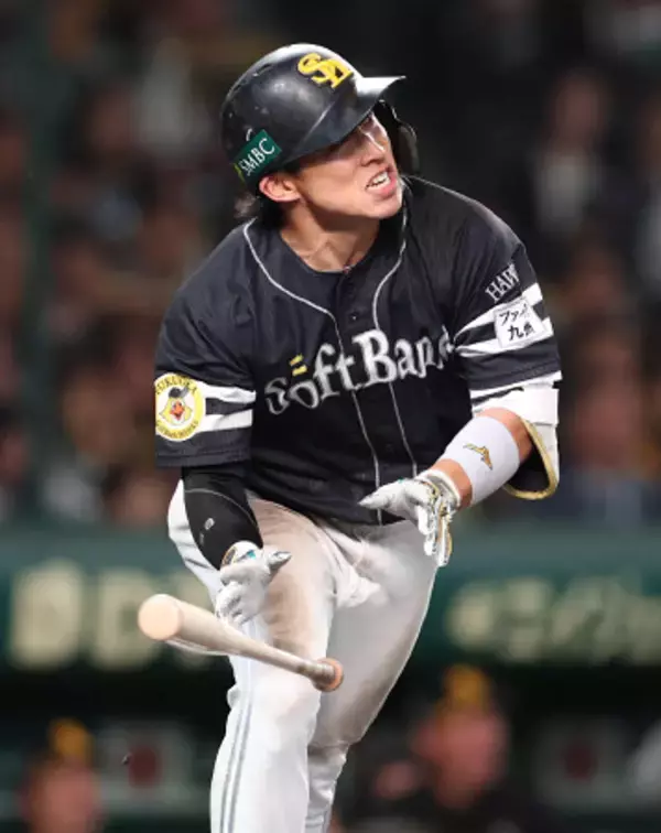 野村の勝ち越しソロ　プロ野球