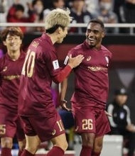 祝福されるジェアンパトリッキ