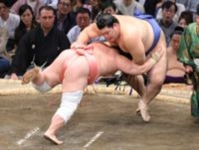 大の里７連勝、豊昇龍は５勝目＝大相撲九州場所７日目