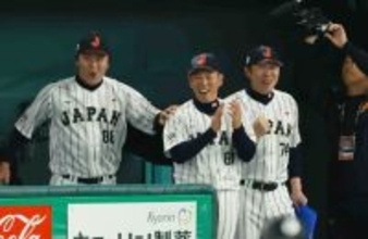 笑顔の井端監督　野球