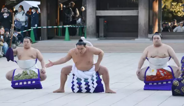 土俵入りをする豊昇龍　大相撲