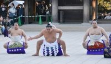 土俵入りをする豊昇龍　大相撲