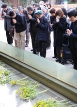 ろうそくともし犠牲者追悼＝６４３４本、１７日で阪神大震災３１年