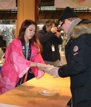 北陸３県、おにぎり作り紹介