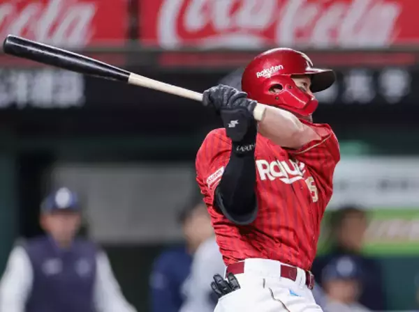 「ＹＧ安田の先制三塁打　プロ野球」の画像