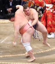 安青錦、揺るがぬ心＝師匠譲りの「我慢」奏功―大相撲九州場所