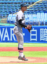 慶大の渡辺和、圧巻の１５奪三振＝全日本大学野球