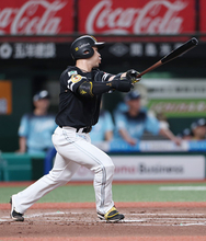 近藤のソロ　プロ野球