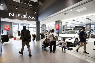 日産、商業施設内の店舗拡大へ