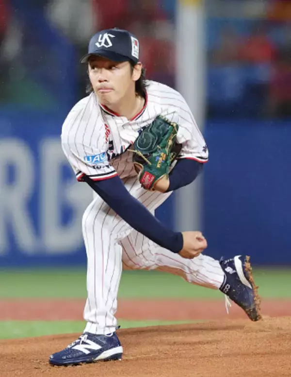 力投する小川　プロ野球