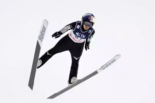 高梨の飛躍　Ｗ杯ジャンプ