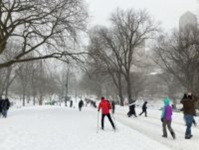 米、広範囲で冬の嵐