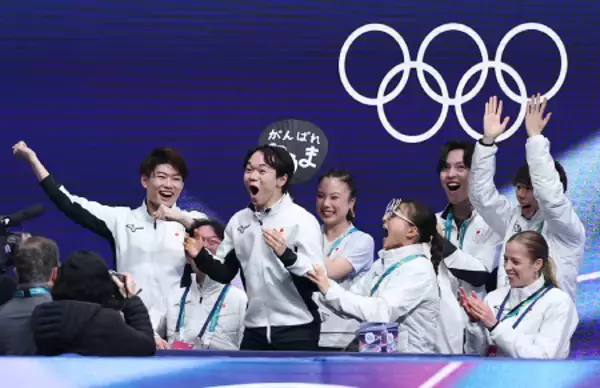 喜ぶ鍵山　五輪