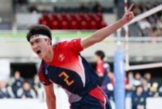 喜ぶ斎藤　高校バレー