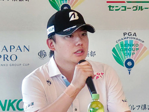 連覇へ意欲を語る清水　男子ゴルフ