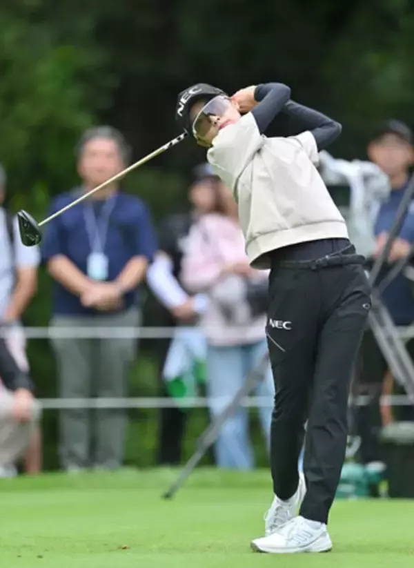 安田祐香、６１で首位発進＝横峯さくら２位、桑木志帆６０位―ＮＥＣ女子ゴルフ