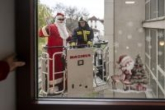 窓からメリークリスマス