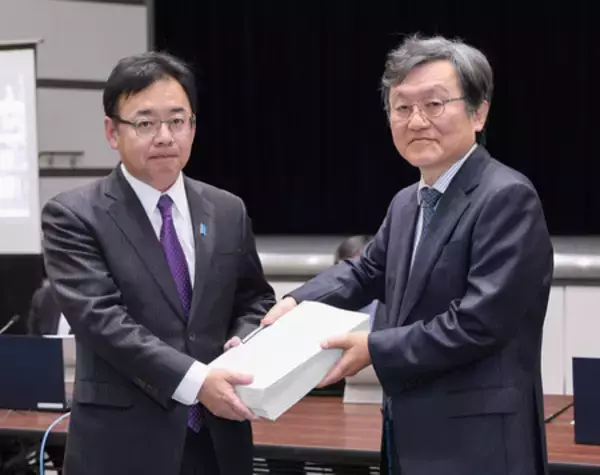 診察・入院の基本料アップ＝物価高、賃上げに対応―過疎地と連携の病院へ加算・診療報酬改定