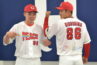 ８月６日に特別ユニホーム　プロ野球
