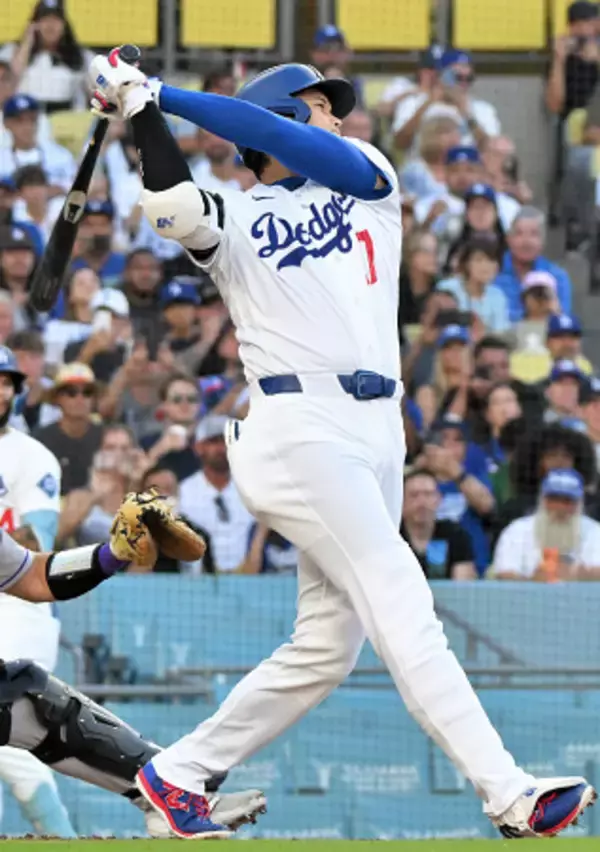 大谷、メジャー通算３００号　大リーグ