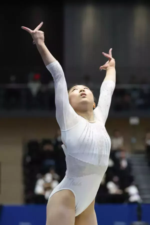 岸、連覇逃すも淡々＝全日本体操