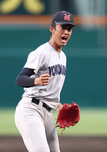 喜ぶ織田　高校野球