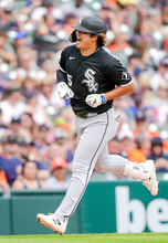 村上、勝ち越し２８号　大リーグ