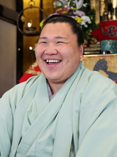 大青山「２桁勝利目指す」＝大相撲新番付