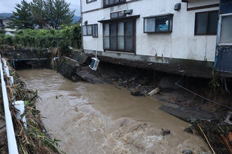 記録的大雨、各地で浸水被害