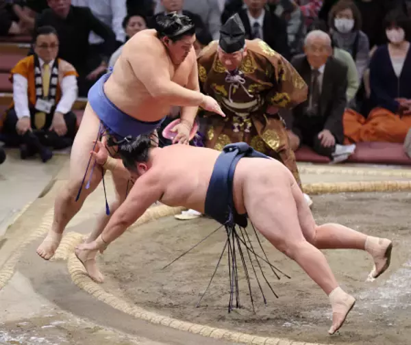 大の里、全勝ターン