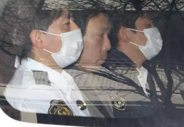 時速８０キロ以上で逃走か＝足立１４人死傷、男を送検―警視庁