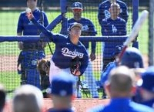 打撃練習に登板する山本　大リーグ