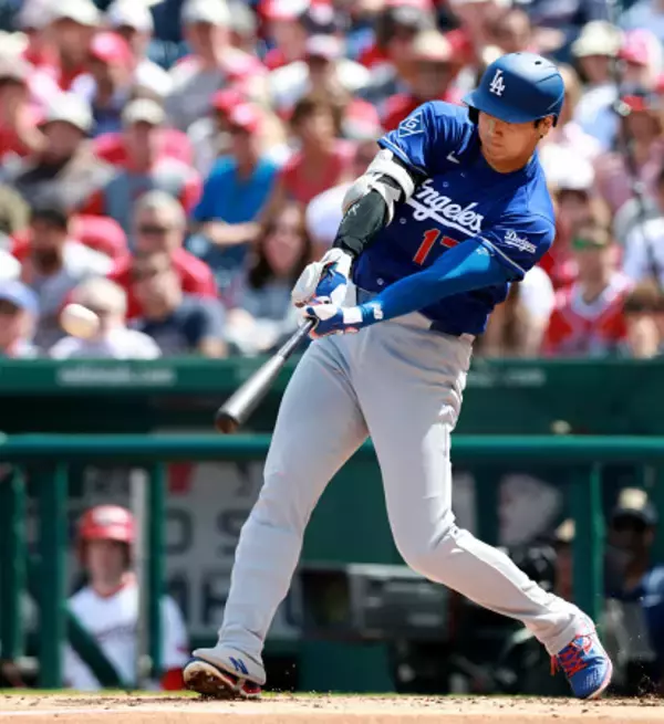 大谷が今季１号３ラン　大リーグ