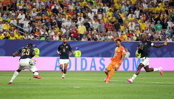 ディアロのゴール　Ｗ杯サッカー