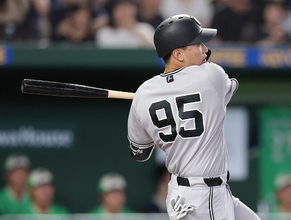 笹原の勝ち越し打　プロ野球