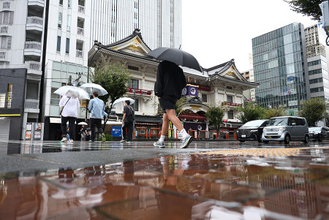 関東に接近へ、大雨暴風警戒