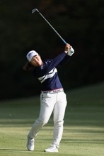 山下、畑岡が首位発進