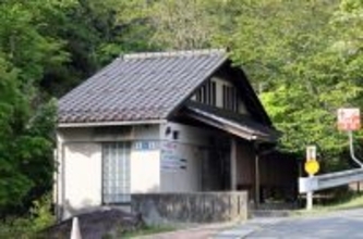 父親を殺人容疑で再逮捕＝「両手で首絞めた」、衝動的か―遺体、山に転々・京都男児遺棄
