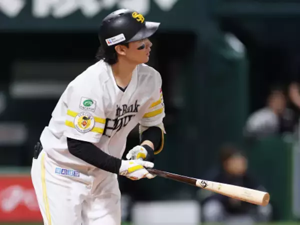 逆転２ランの正木　プロ野球