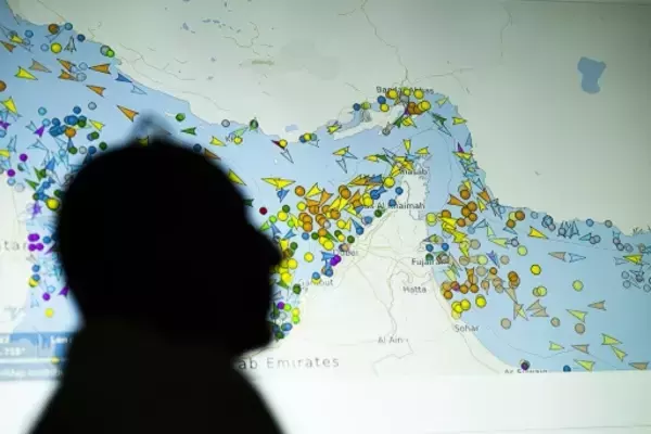 イラン、ホルムズ海峡「新航路」でオマーンと合意 再開は米の封鎖解除次第