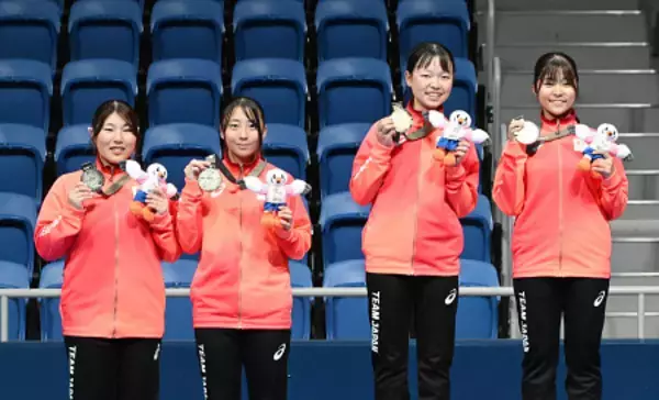 表彰台の日本勢　デフリンピック