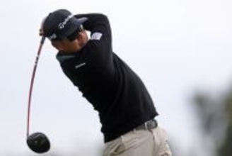 久常のショット　米男子ゴルフ