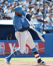 レイエスの適時打　プロ野球