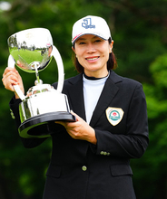 李知姫が優勝　女子シニアゴルフ